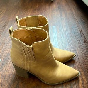 Target brand boots. Very versatile, wear w/ pants or dress! Worn once.